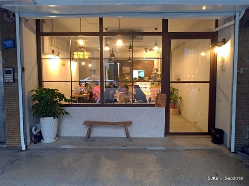 Coffee , deserts & dishes shop at Nangang, Taipei, Taiwan, SJKen, Sep 22,2019
