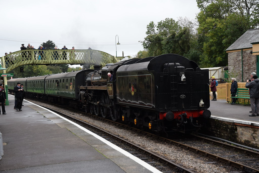 Br Standard Riddles Tender Engine 73156 | BR Riddles Standard Class 5MT 4-6-0 No.73156 (with 4… | Flickr