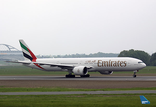 Emirates B777-300ER ZRH (A.Ruiz)
