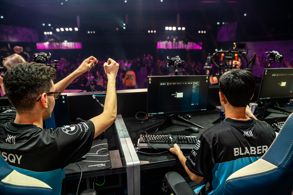 Worlds 2019 Group Stage Day 4