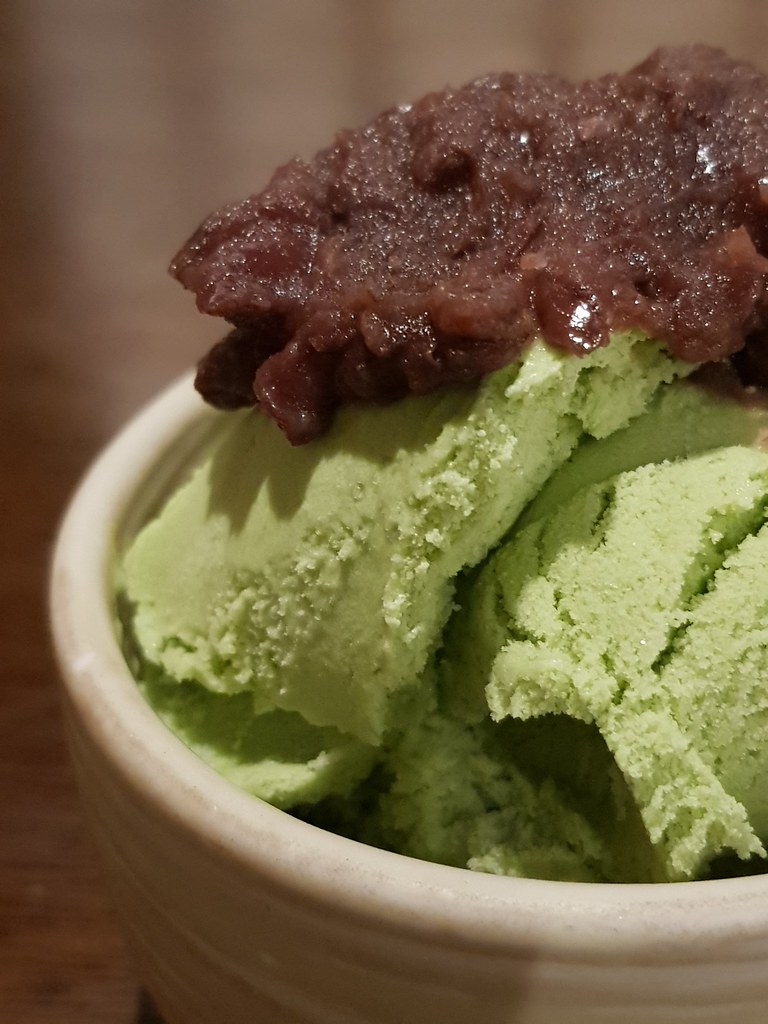 おまかせ Omakase (9 甜点 Desserts... 绿茶冰淇淋配红豆沙 Green Tea Ice Cream with Red Bean Paste) @ 瓢箪 Hyotan Japanese Restaurant SS15
