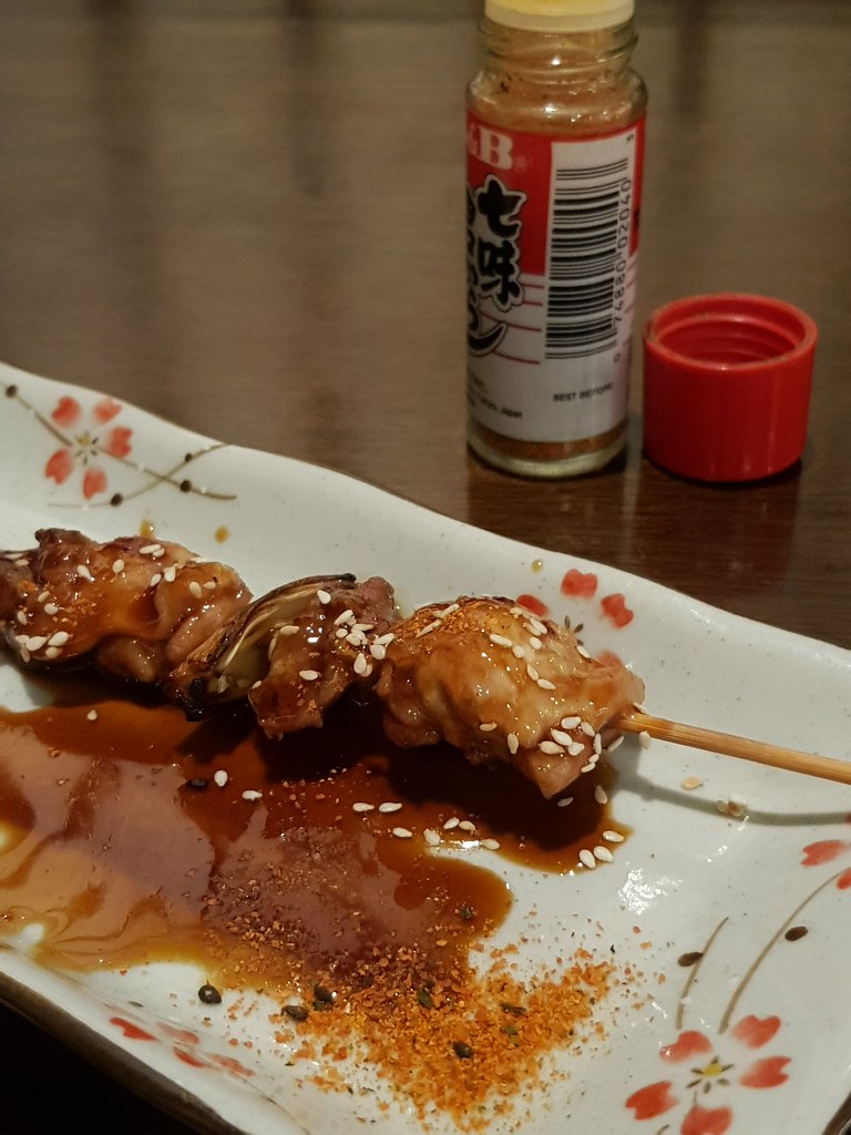 おまかせ Omakase (7 大蔥鸡肉串烧 Chicken Leek Yakitori... 配七味唐辛子 w/Seven Spice blend) @ 瓢箪 Hyotan Japanese Restaurant SS15