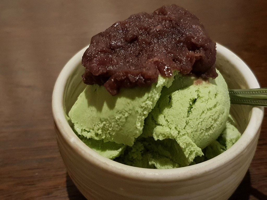 おまかせ Omakase (9 甜点 Desserts... 绿茶冰淇淋配红豆沙 Green Tea Ice Cream with Red Bean Paste) @ 瓢箪 Hyotan Japanese Restaurant SS15