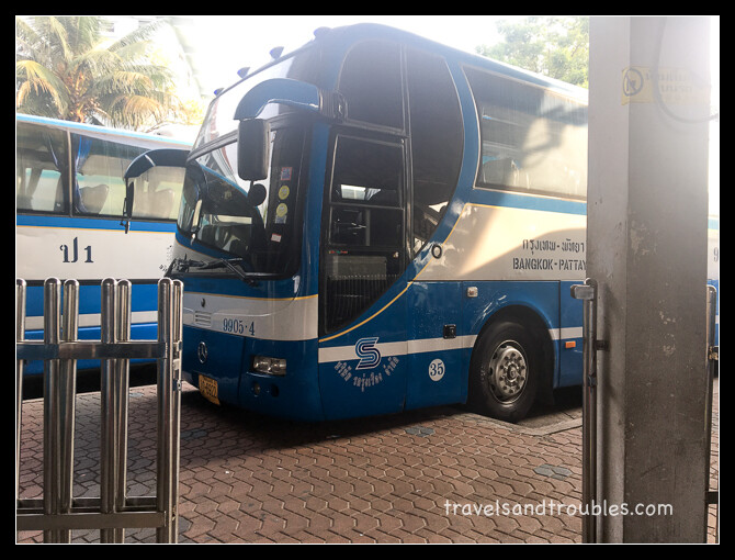 De bus naar Bangkok Morchit