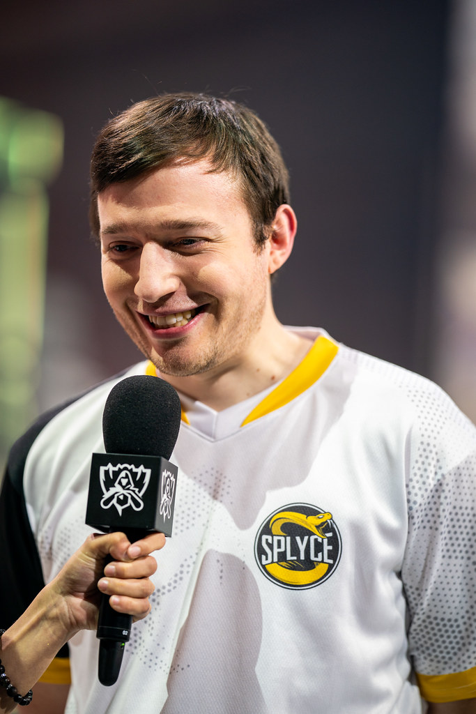 Worlds 2019 Group Stage Day 5