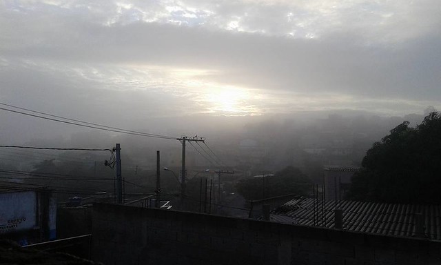 Serração Neblina ,Manhã de Sol e Chuva