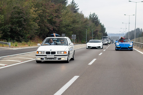 BMW 325i | by johnnyabarca