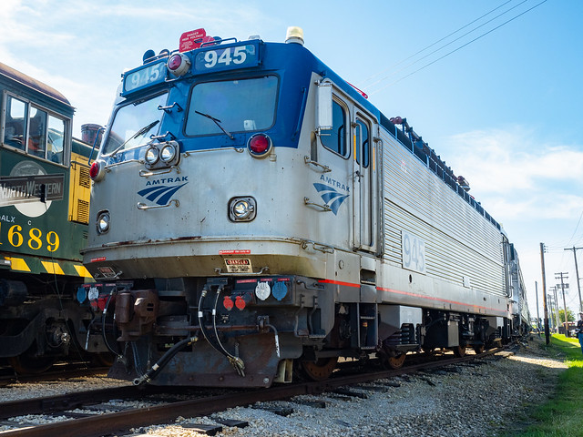 Amtrak 945