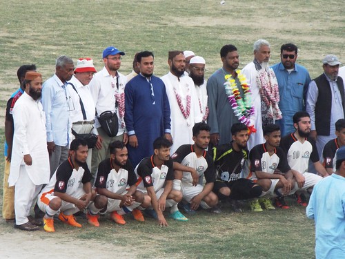 Me and my father with Barma Mohammedan team and VIPs (Barma Mohammedan 1:0 All Brothers Malir)