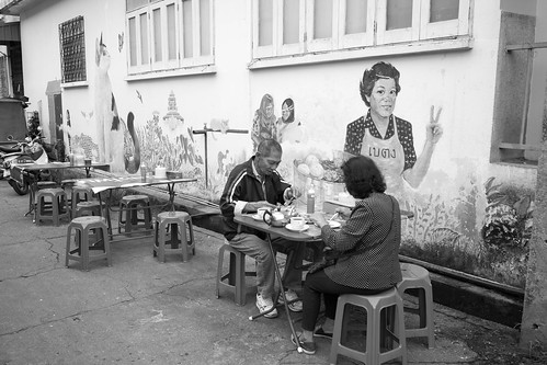 senior street art graffiti food yala betong thailand leica m10 28mm
