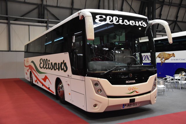Ellisons - Scania Mobipeople Explorer - PJ69ELL