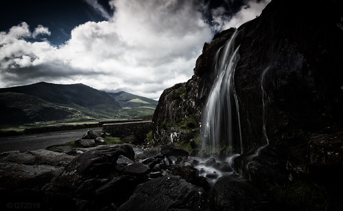 loughdoon clogharee cokerry republicofireland wildatlanticway atlanticcoast waterfall conorpass ballingarraun dinglepeninsula longexposure qthompson leefilters marumidhgcpl atmosphere clouds rocks landscape