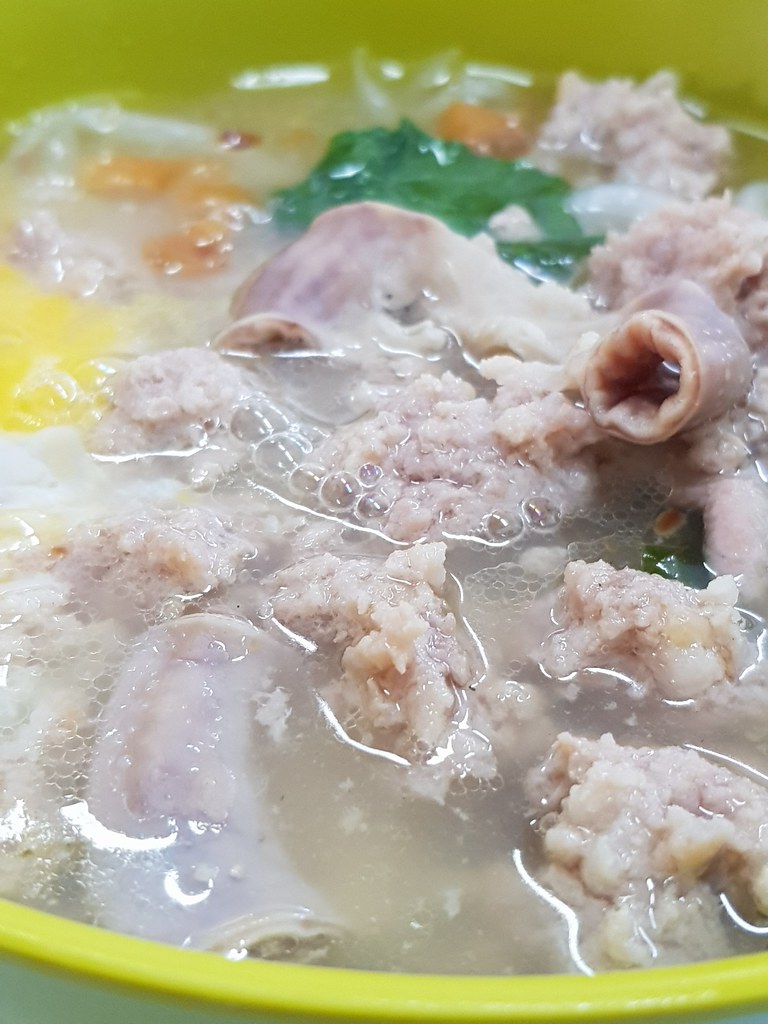 猪肉粉 Pork Noodle rm$9.50 @ 槟城(啊OR)猪肉粉 AH OR Chu Yuk Fun In Bandar Sunway