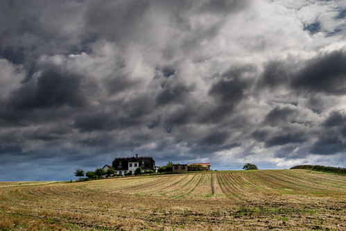 ©2019tonysherratt 20190910112056 europe denmark sønderby kegnaes weather sky clouds kegnæs farm field
