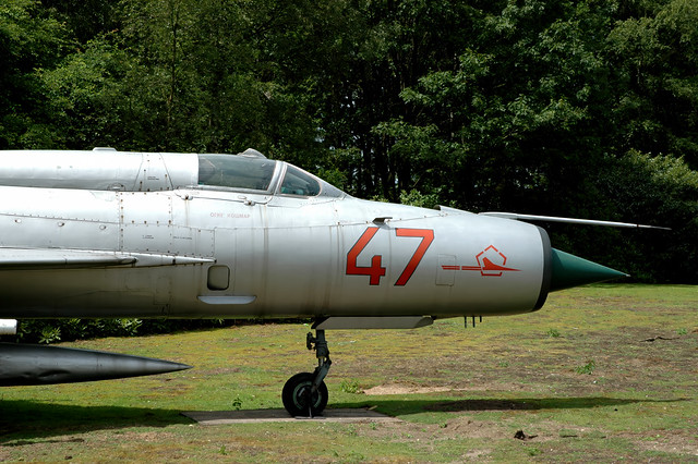 MiG-21PFM 47 r RussianAF unmarked 140613 Zeist 1004