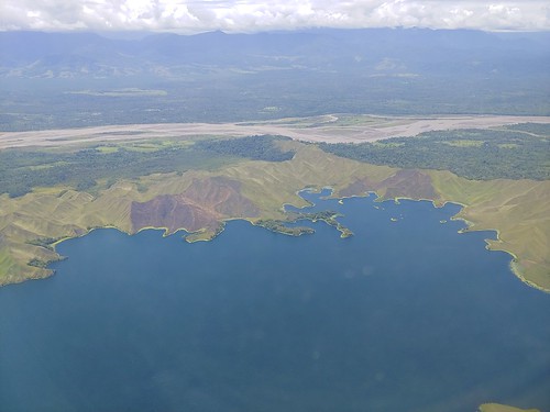 morobeprovince papuanewguinea markham river valley lakewanam