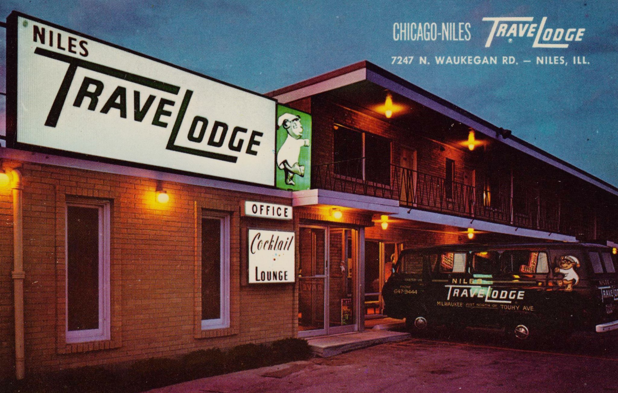 TraveLodge - 7247 North Waukegan Road, Niles, Illinois U.S.A. - 1960's