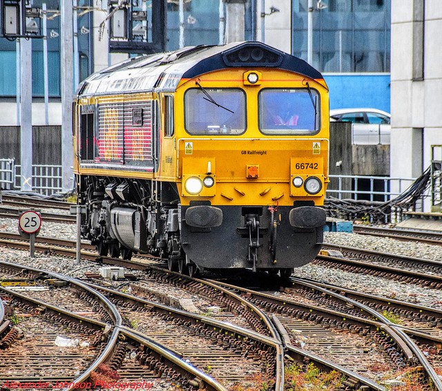 66742 @ Cardiff Central
