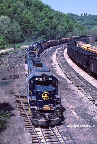 robert tokarcik trains railways railroads locomotives chessie system baltimore ohio bo emd west virginia wv grafton east gp40