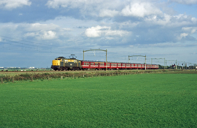 NS 1225 bij Hulten, 1990.