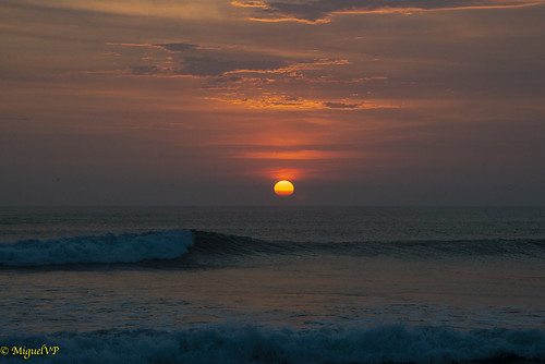 2019 huanchaco primavera ocean sunset trujillo