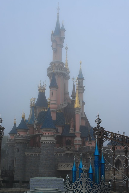 Château dans la brume