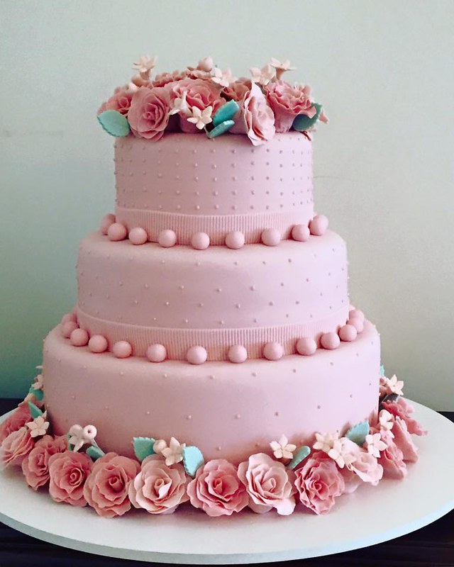 Cake by Ju Coutinho Patisserie