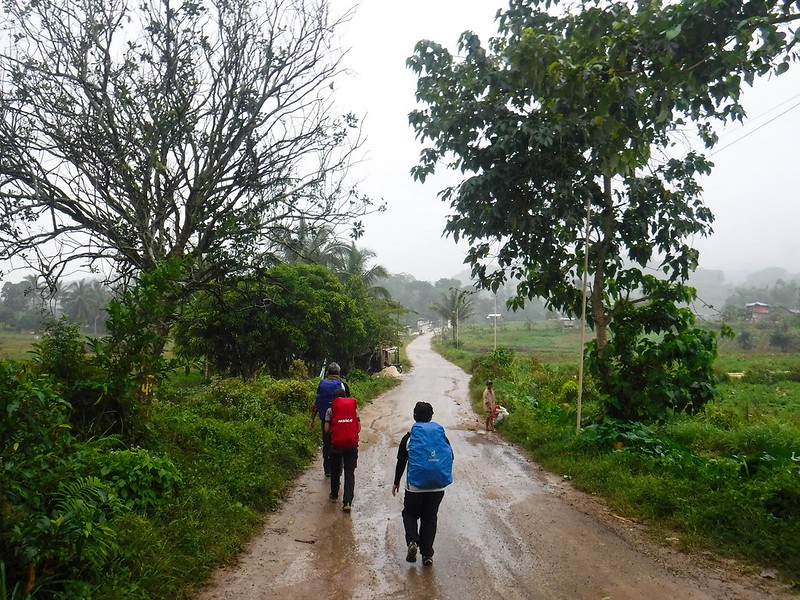 Starting the day with a rainy hike