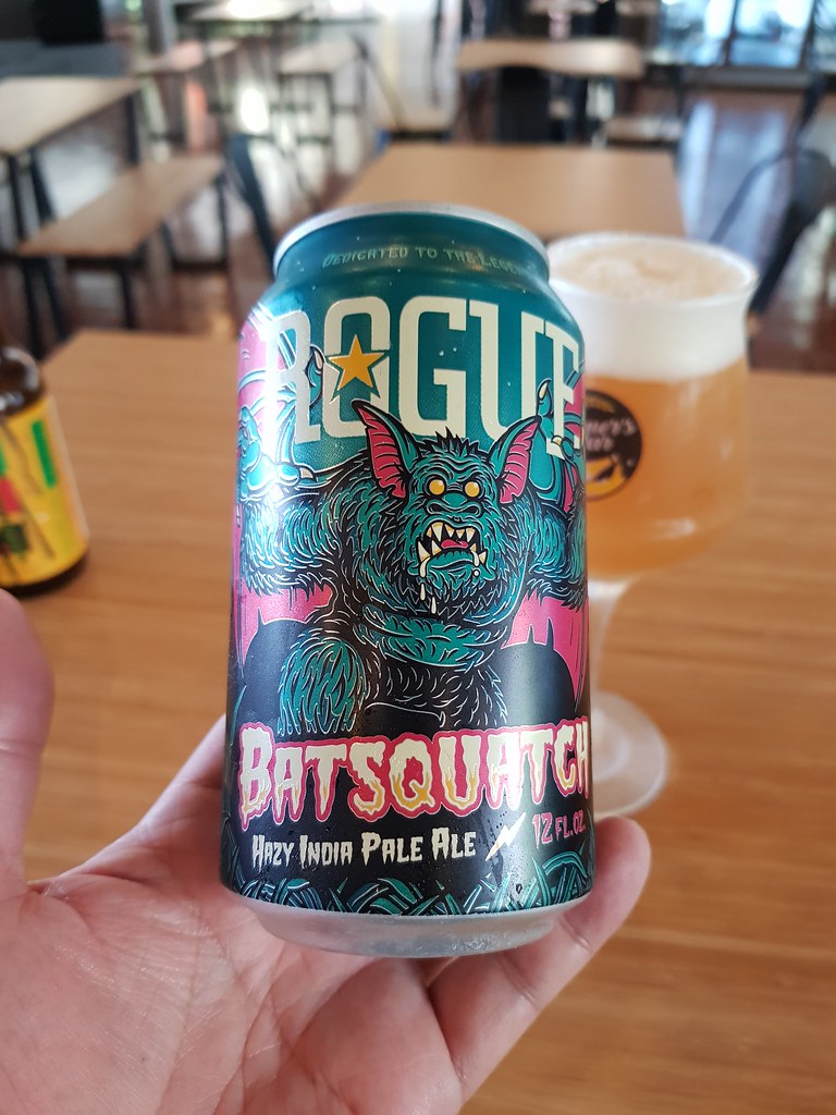 罗格蝙蝠啤酒 Rogue Batsquatch Hazy India Pale Ale (12oz 6.7%ABV) rm$35 @ Farmer's Bar Kota in PJ Damansara