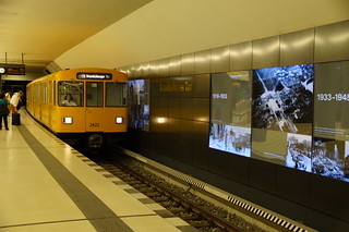 4-102 Metrostation Brandenburger Tor