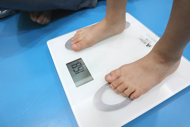 歐瑟若oserio-智能BMI體重計