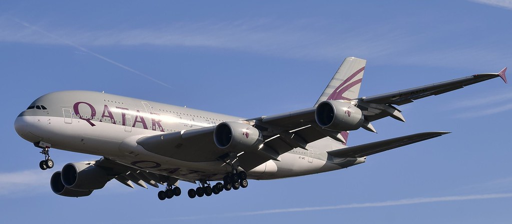 Qatar A380 A7-APC approaching Heathrow