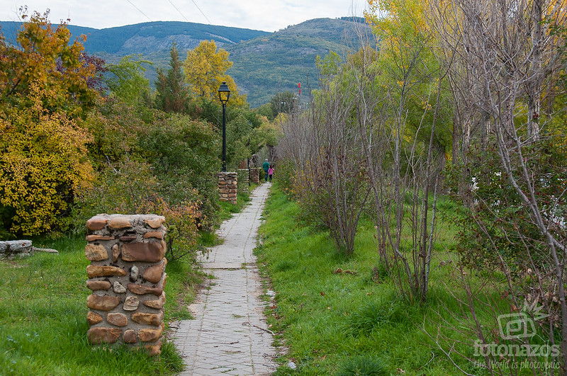Paseo azul, una ruta por el casco urbano de Rascafría Paseo azul, una ruta por el casco urbano de Rascafría