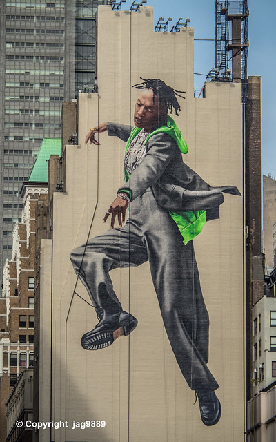 Building Mural, Midtown Manhattan, New York City