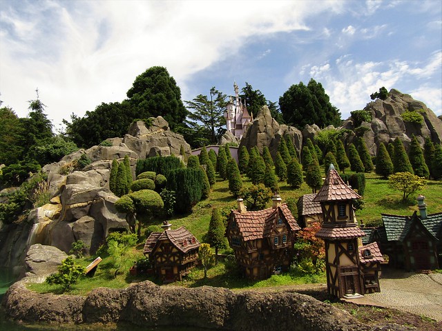 The Land of Fairy Tales, attraction in Disneyland Paris