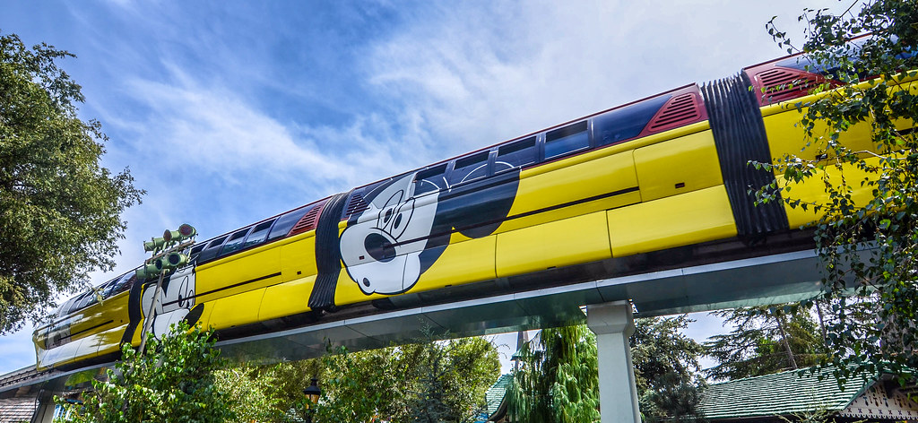 DL monorail Mickey