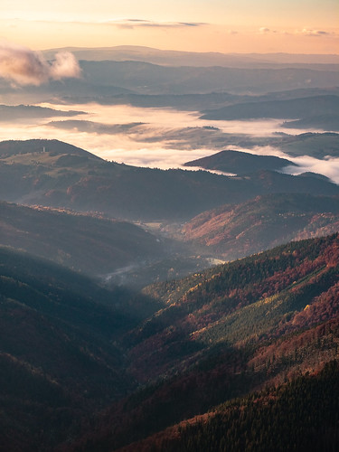 landscape nature slovakia tatra mountains sunrise morning dawn hills clouds fog mist valley