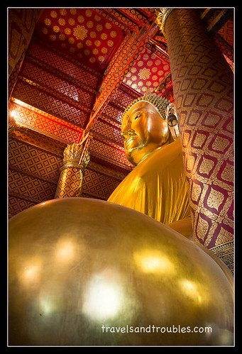 De grote Boeddha - Wat Phanan Choeng Worawihan