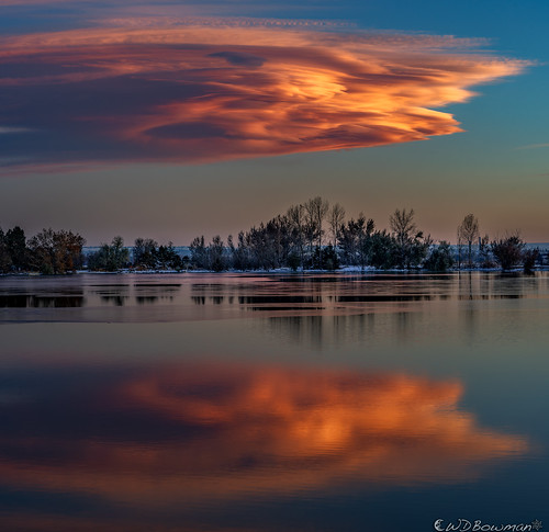 sunset cootlake bouldercolorado winter reflection lenticularclouds ice hallowe’en