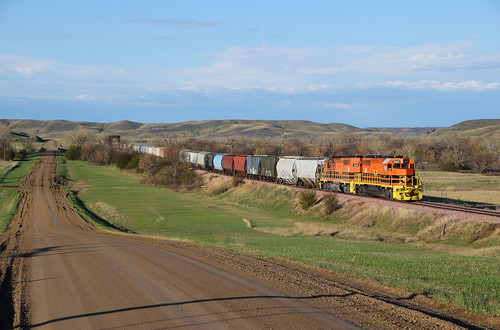 rcpe raid city pierre eastern railroad train trains freight south dakota sodak sd402 ice dme emd sd457500