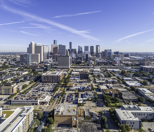 caydon dreweryplace october texas usa zieglercooper aerial architecture building downtown image midtown multifamily photo photograph residential skyline f45 mabrycampbell november 2019 november12019 20191101campbelldji0774pano 88mm ¹⁄₈₀₀sec 100 24mm fav10