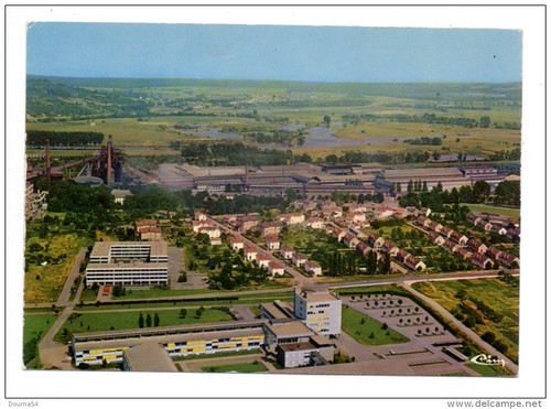 BLENOD lès PONT à MOUSSON (54) - Vue aérienne - Centre de recherches - Cités HLM de Lorraine | by memoire2cite103