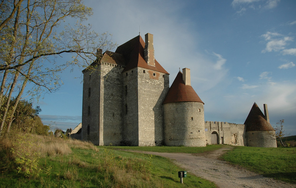 Château de Fourchaud à Besson (Allier) | Feldpost 14 | Flickr