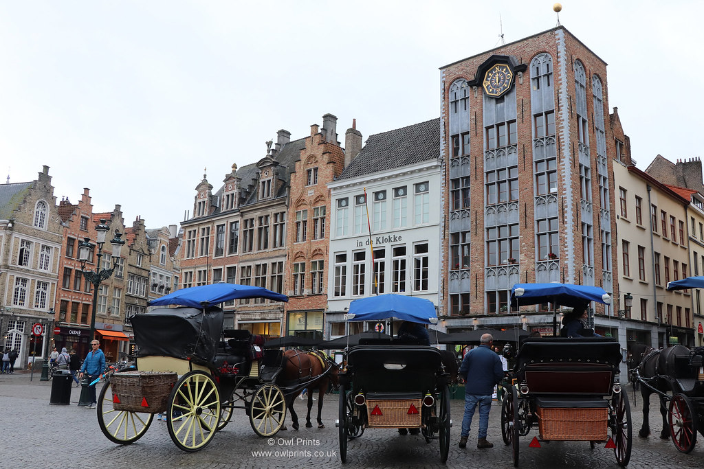 Bruges.  Markt.