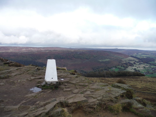 Trig Point on Win Hill Pike, with Bamford Edge behind SWC Walk 349 - Ladybower Inn Circular (via Alport Castles and Derwent Reservoirs) [Win Hill Ending]