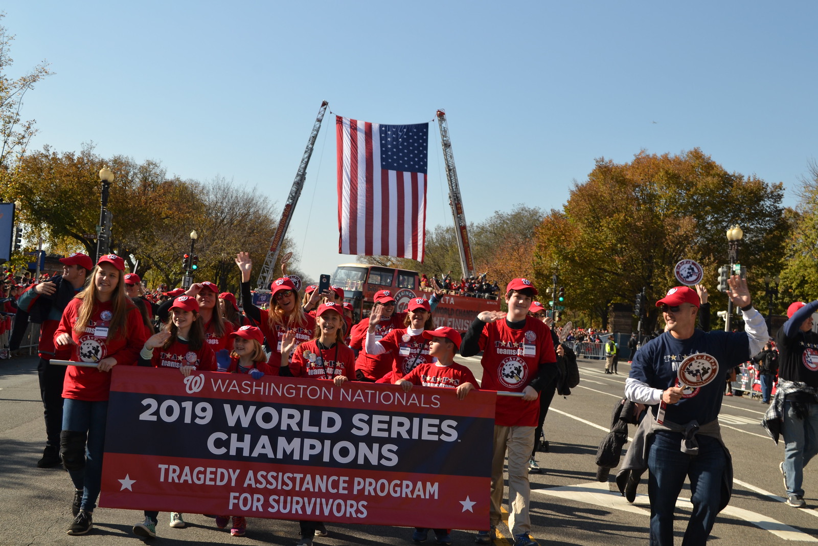 2019_T4T_World Series Parade 41