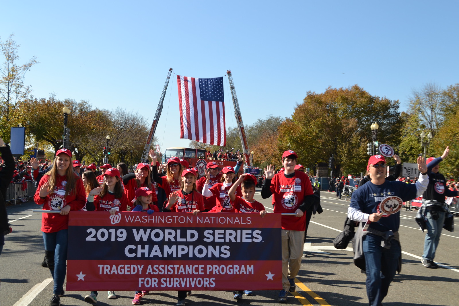 2019_T4T_World Series Parade 42