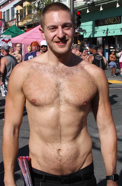 HELLA SEXY MUSCLE STUD ! ~ CASTRO STREET FAIR 2019 ! ( safe photo ) (50+ faves)