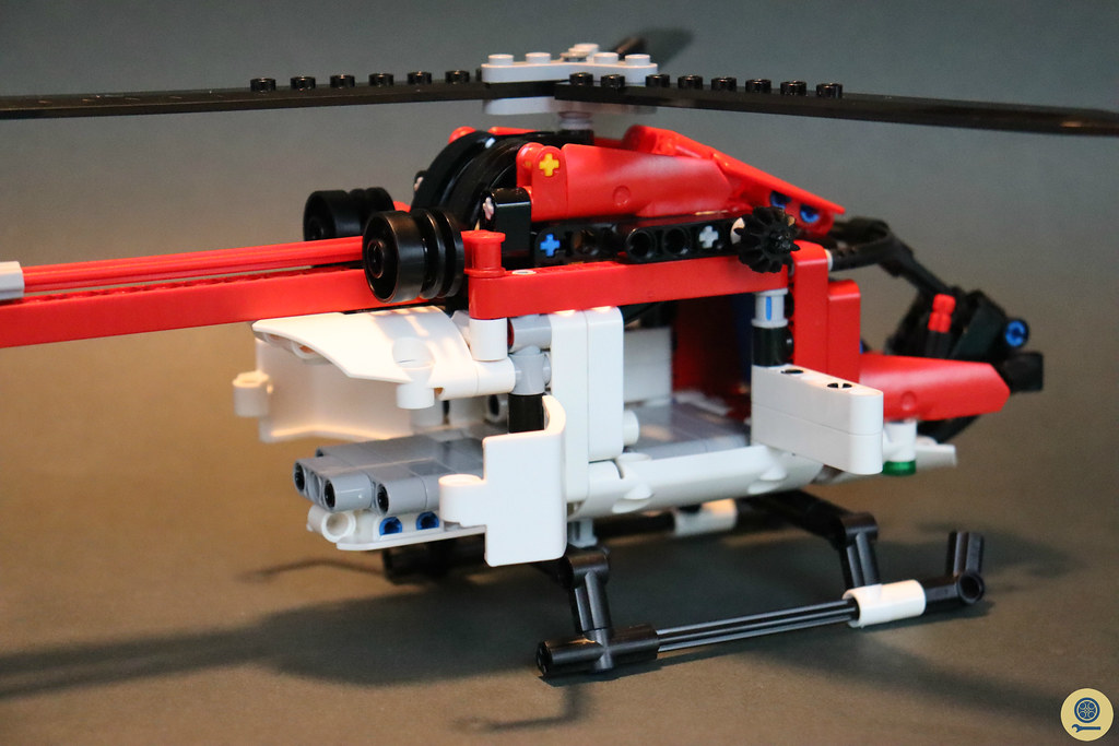 42092 Rescue Helicopter 4