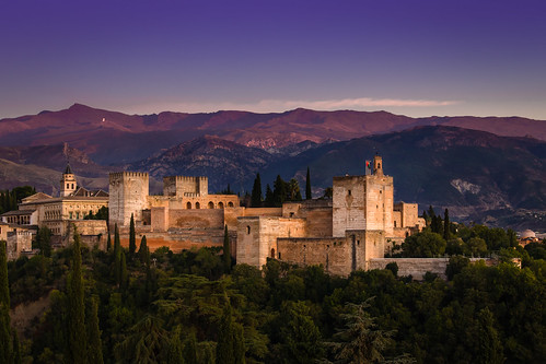 andalucía andalusia andalusien architektur berge canonef70200mmf4lisusm canoneos6d españa sonnenuntergang spain spanien architecture mountains sunset telezoom granada alhambra alcazaba